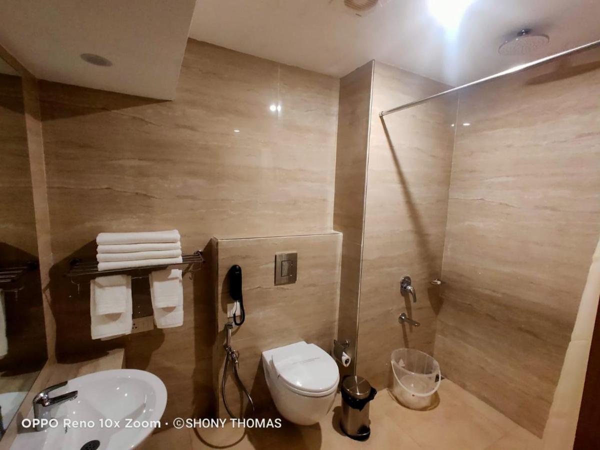 Agincourt Kuttikkanam Hotel Pīrmed Екстериор снимка
