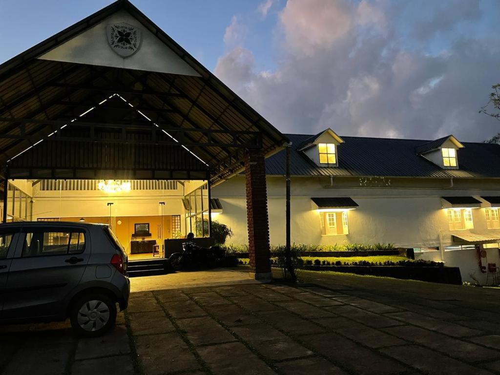 Agincourt Kuttikkanam Hotel Pīrmed Екстериор снимка